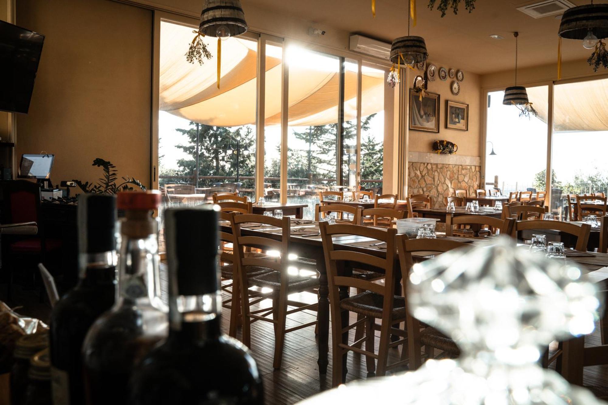 Agriturismo Eco-Bio Belmonte Vacanze 몬타이오네 외부 사진