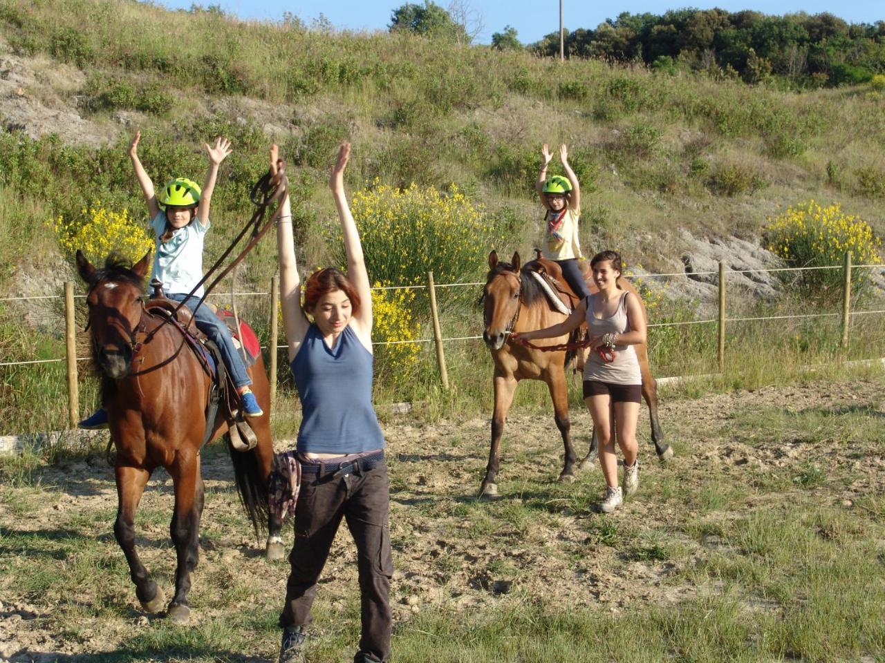 Agriturismo Eco-Bio Belmonte Vacanze 몬타이오네 외부 사진