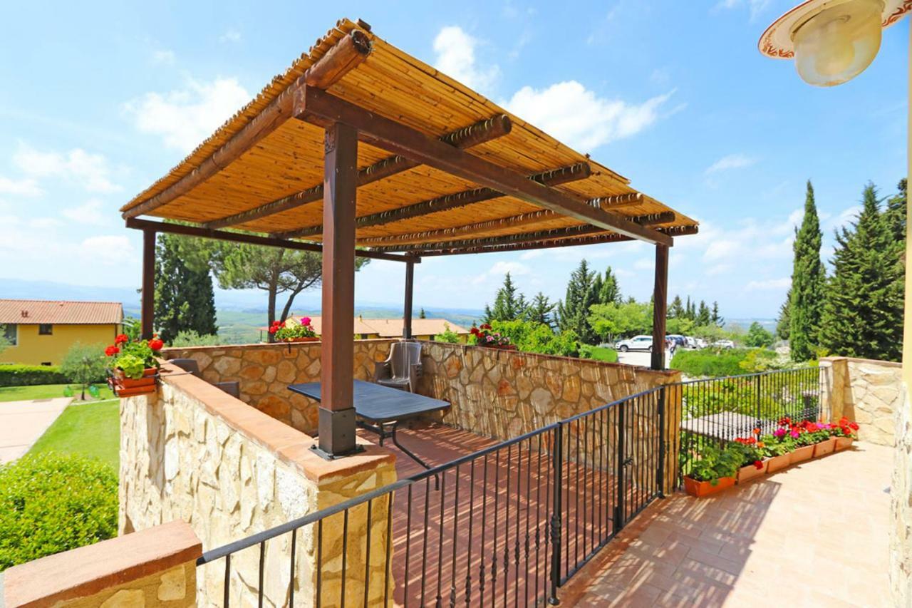 Agriturismo Eco-Bio Belmonte Vacanze 몬타이오네 외부 사진